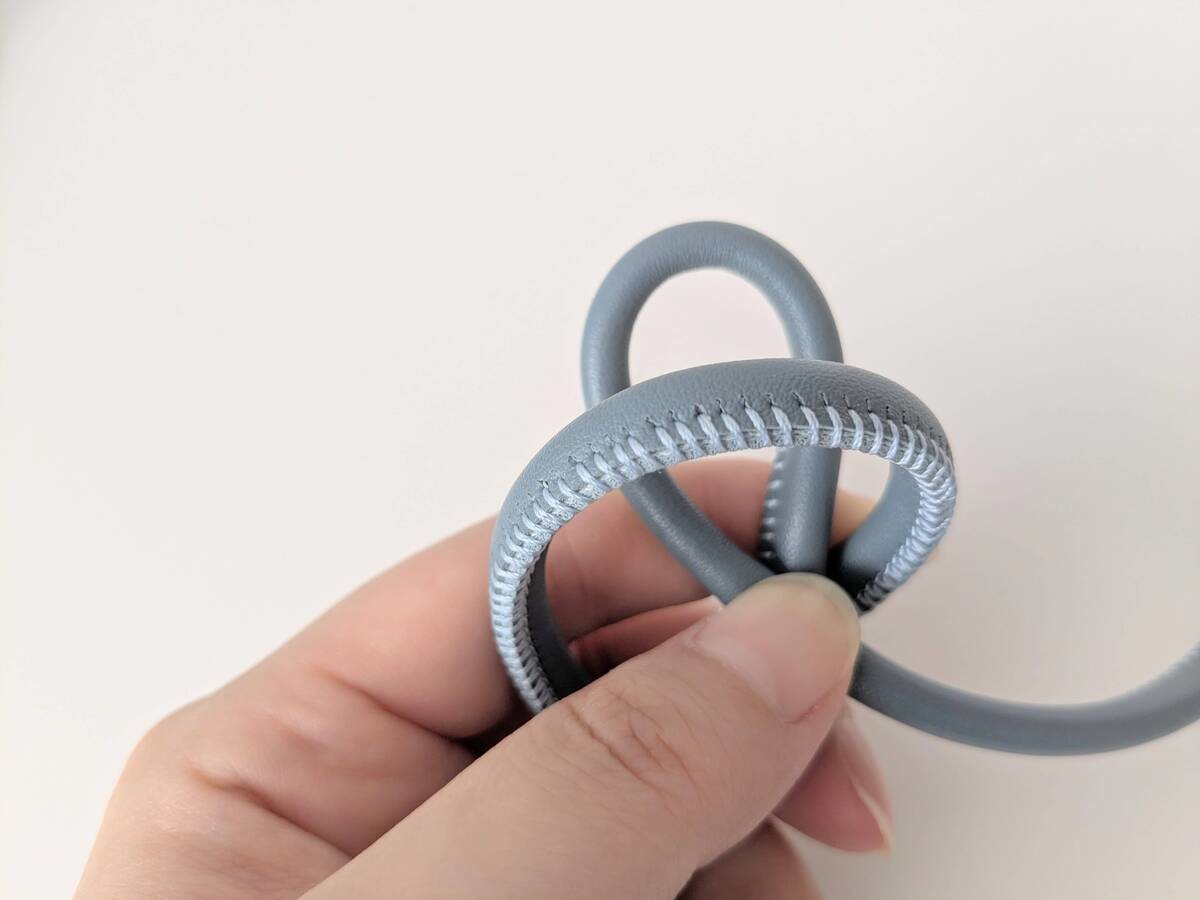 長すぎるストラップを短くする方法