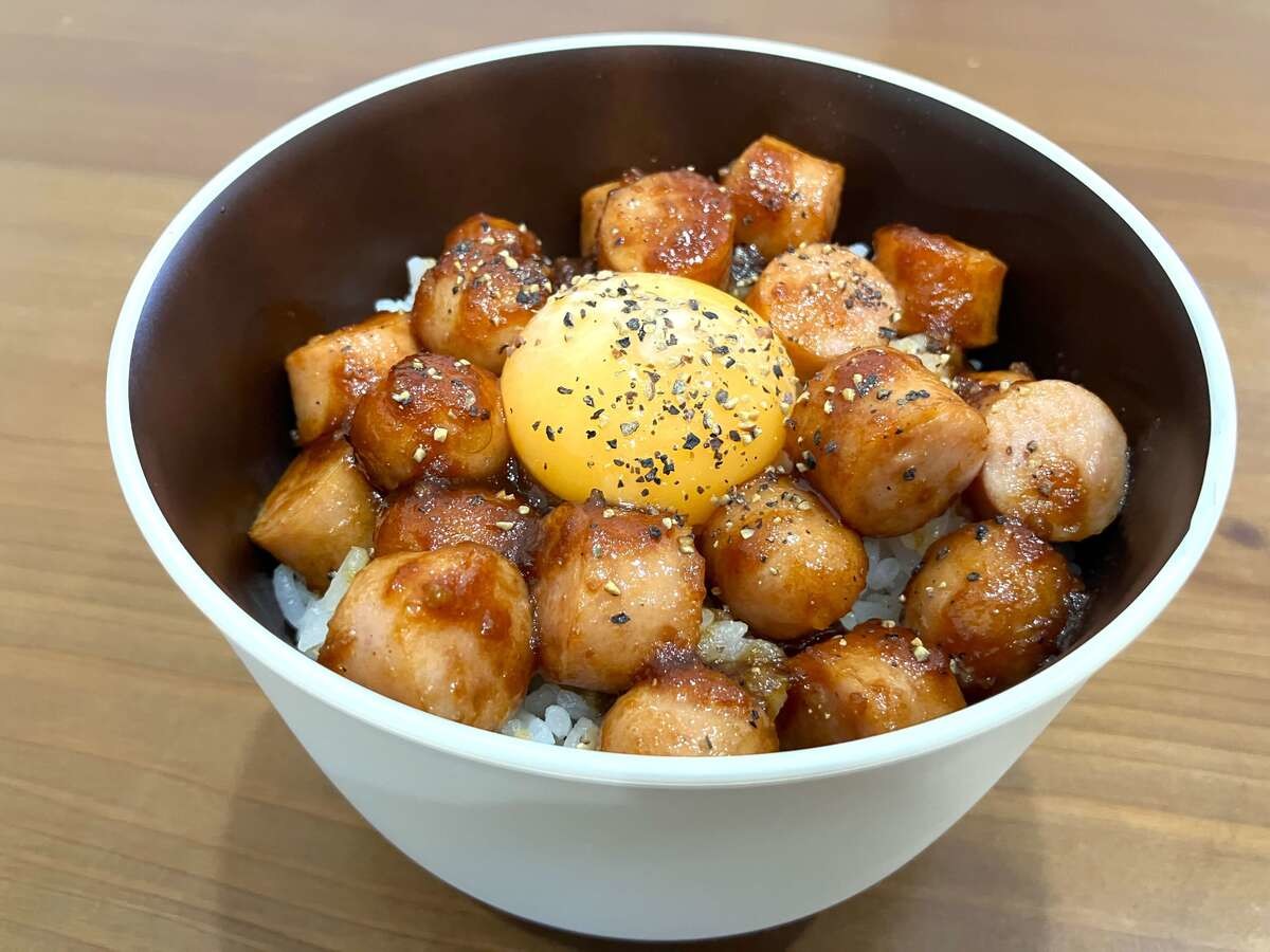 エバラ「黄金ウインナー丼」のレシピ