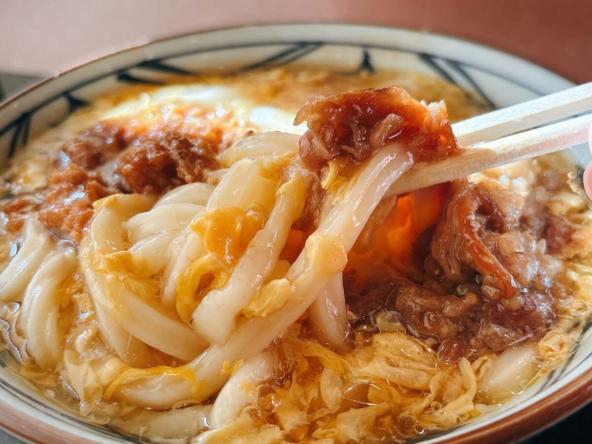 丸亀製麺「肉がさね玉子あんかけ 並(税込840円)」