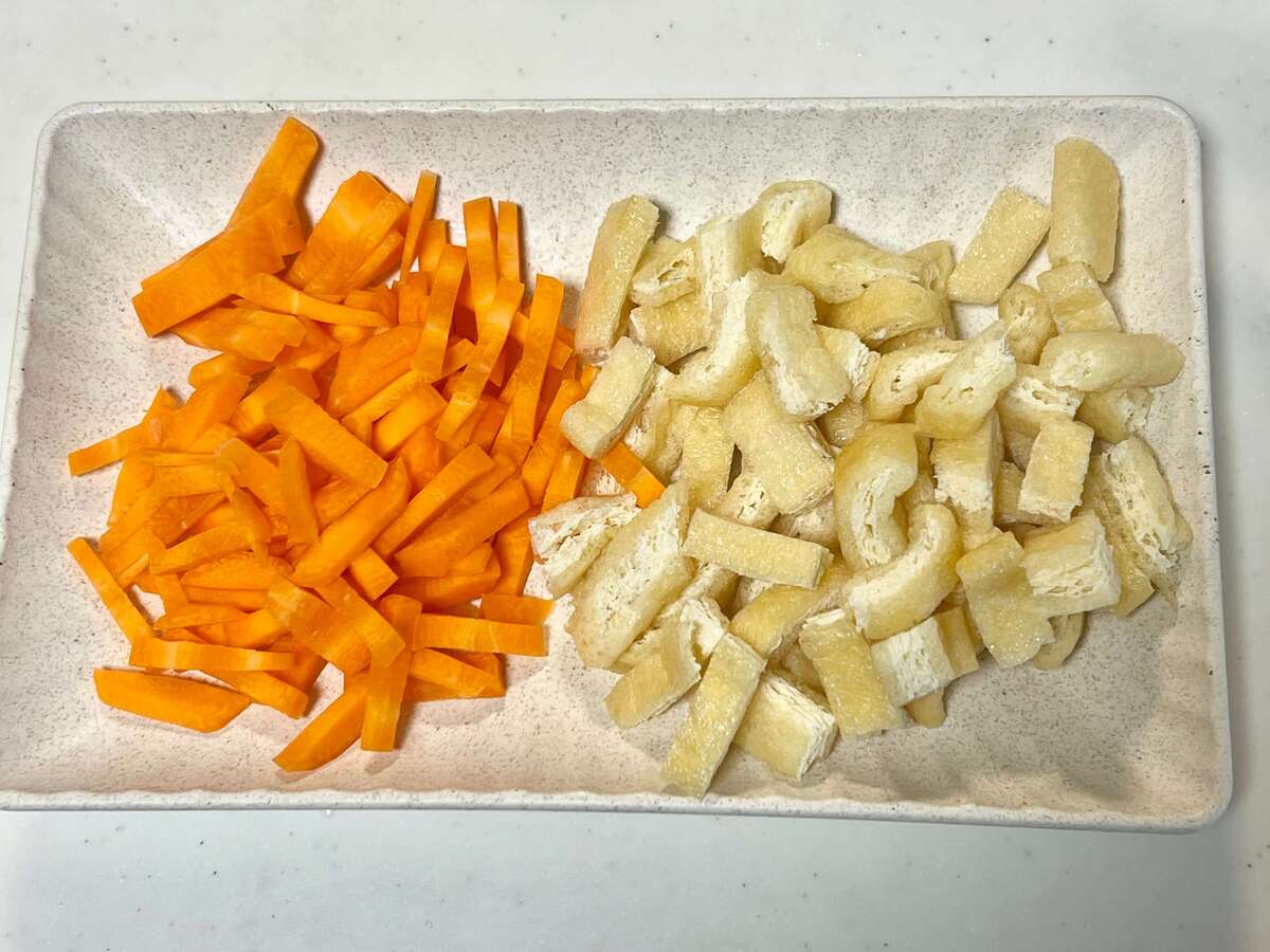 具だくさん炊き込みご飯
