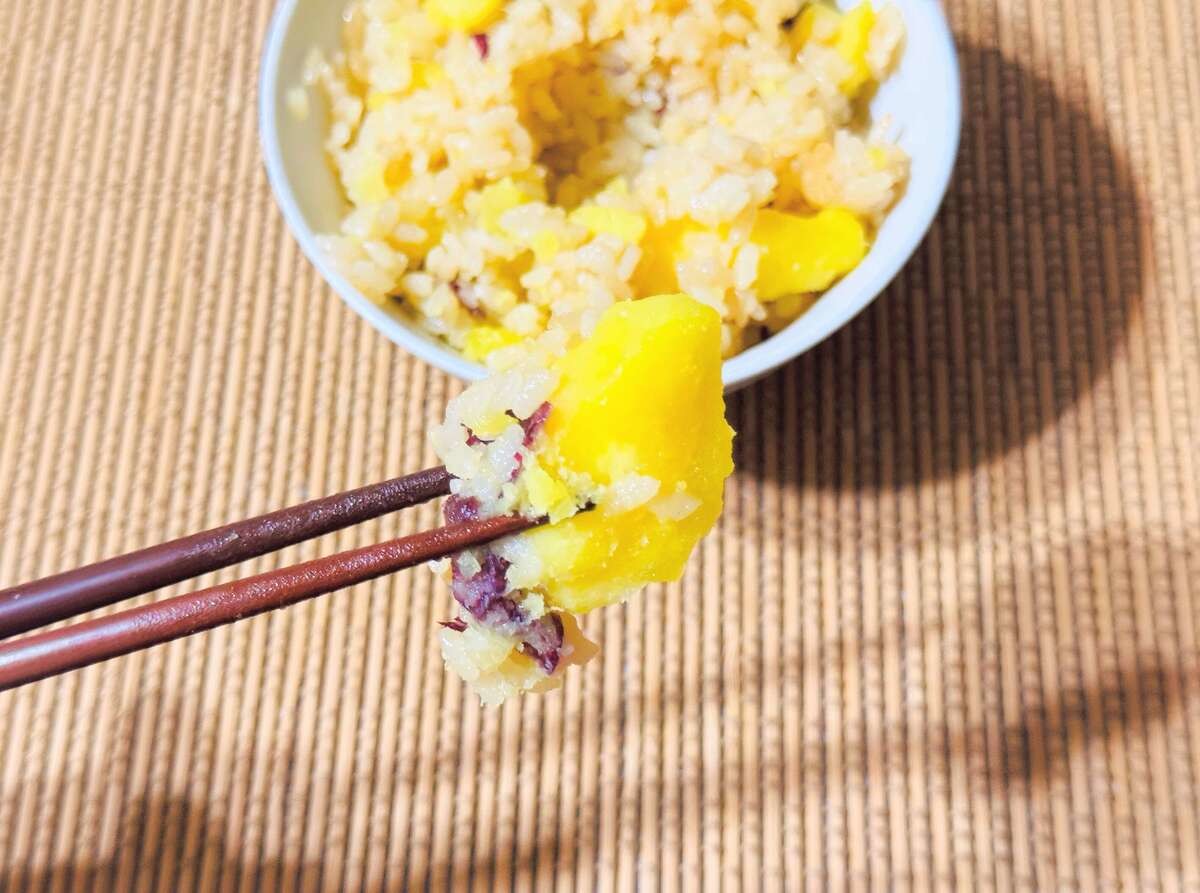 丸ごとさつまいもの炊き込みごはん