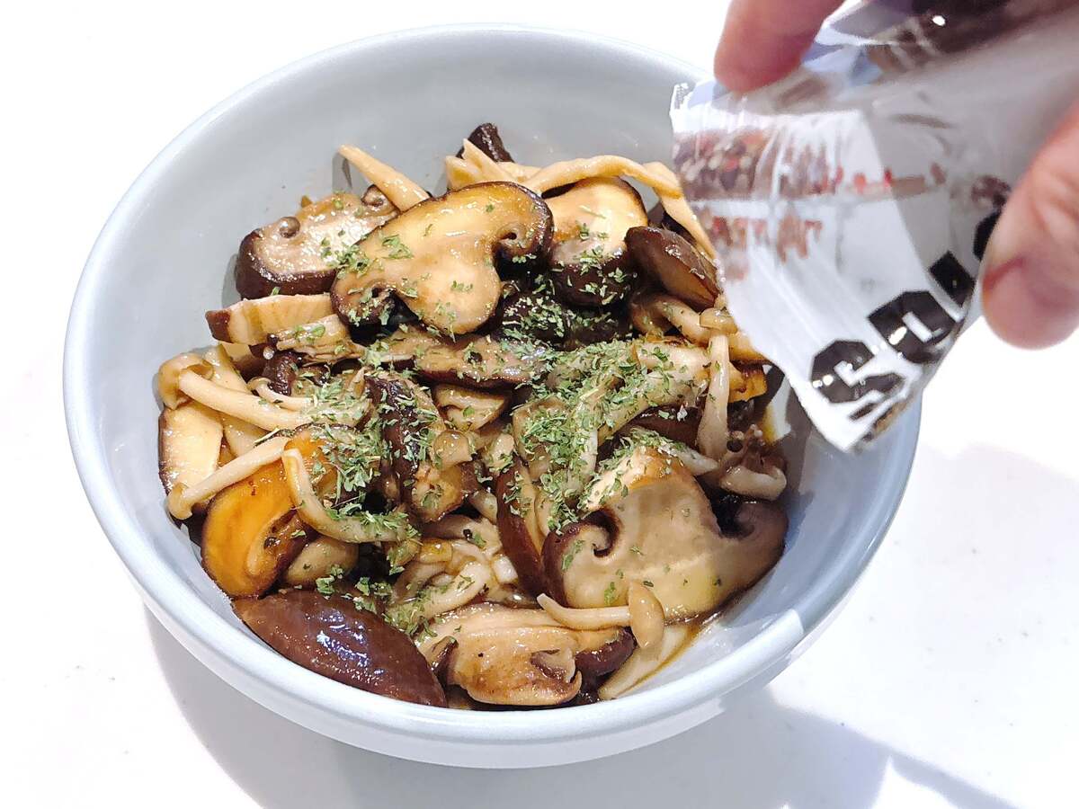 土井善晴さん「きのこのピクルス」