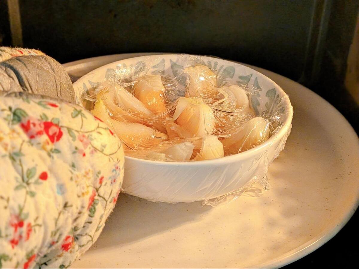 なお|農家のおかんのお野菜レシピ「新玉ねぎのツナバター蒸し」