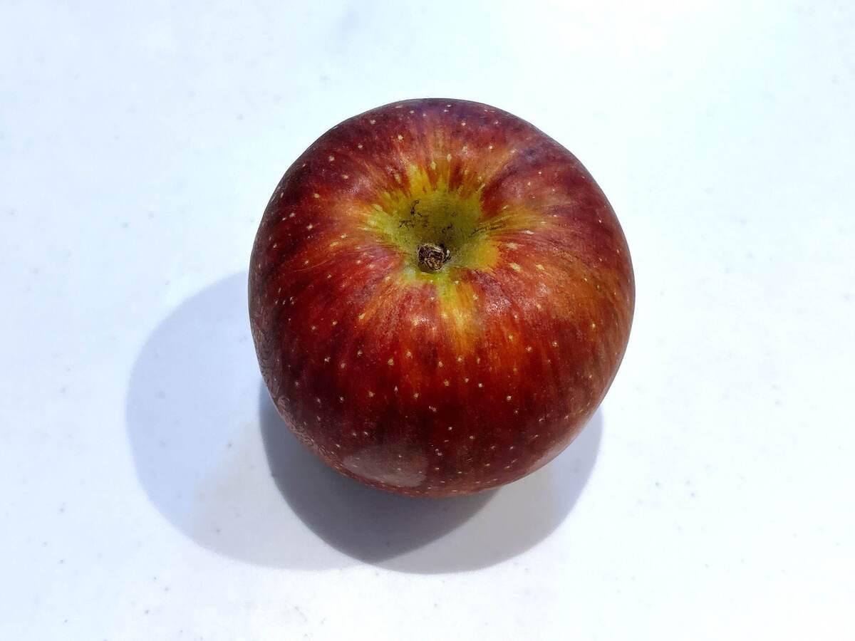 りんご……手で割るの!?