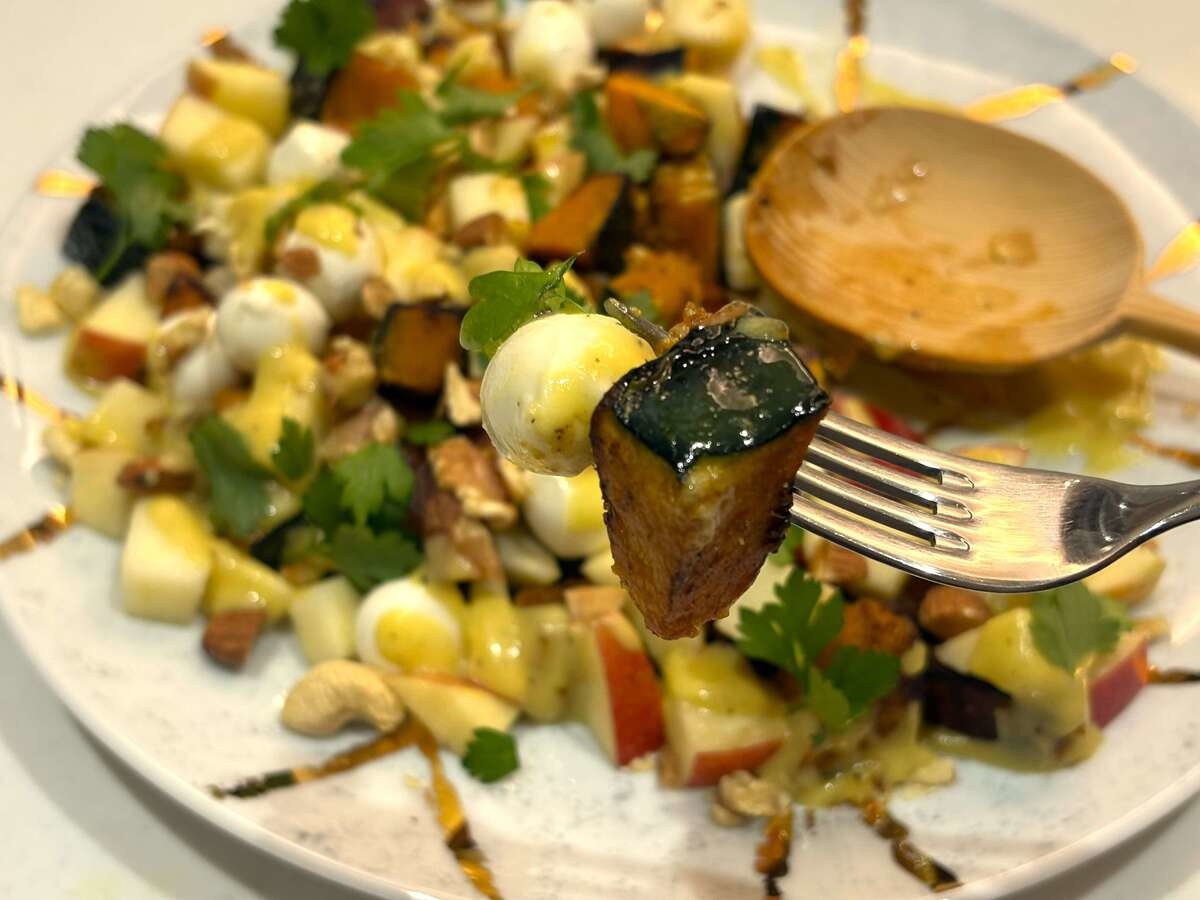 タサン志麻さん「カボチャとリンゴの秋サラダ」