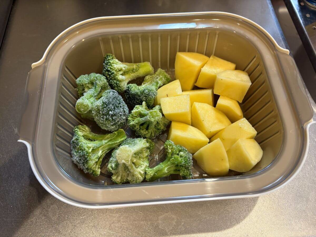 レンジで簡単!ゆでたまごメーカー