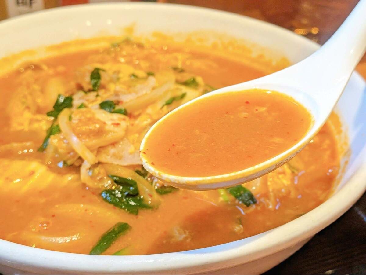 日高屋「チゲ味噌ラーメン」