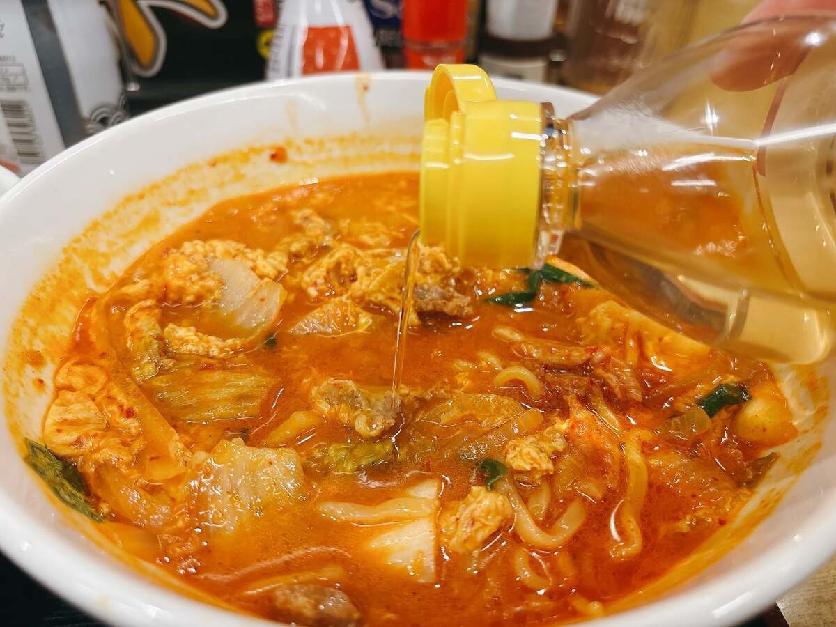 日高屋「チゲ味噌ラーメン」