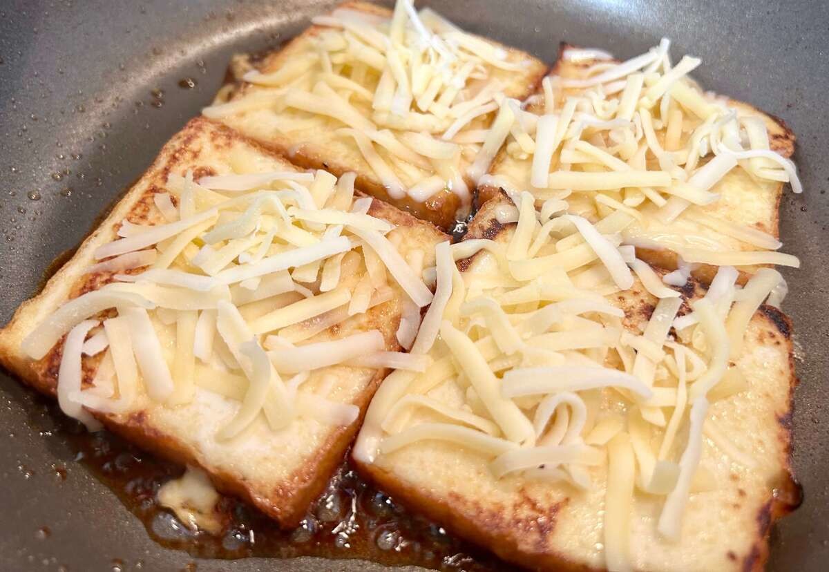 藤井恵さん「厚揚げのおかかチーズ焼き」