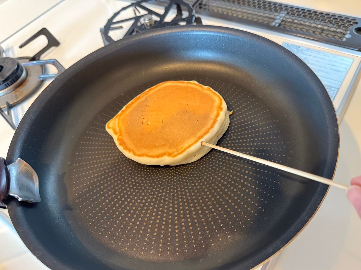 水だけでもちもちホットケーキ