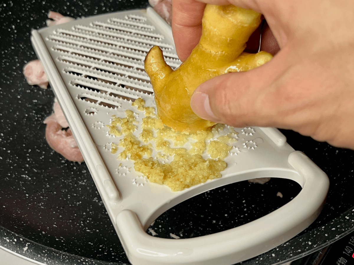 瀬尾幸子さん「やわらか豚こましょうが焼き」のレシピ