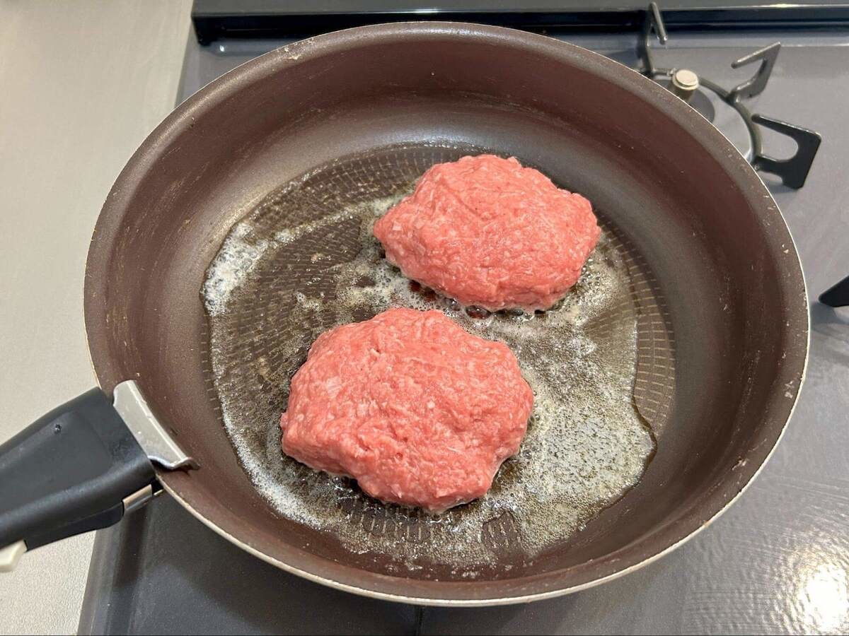 長谷川あかりさん「酒蒸しハンバーグ」