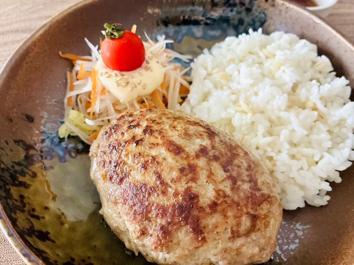 料理教室のBonちゃん×Tokyo T’s Kitchen「元店長がこっそり教えるびっくりドンキーのハンバーグ」のレシピ