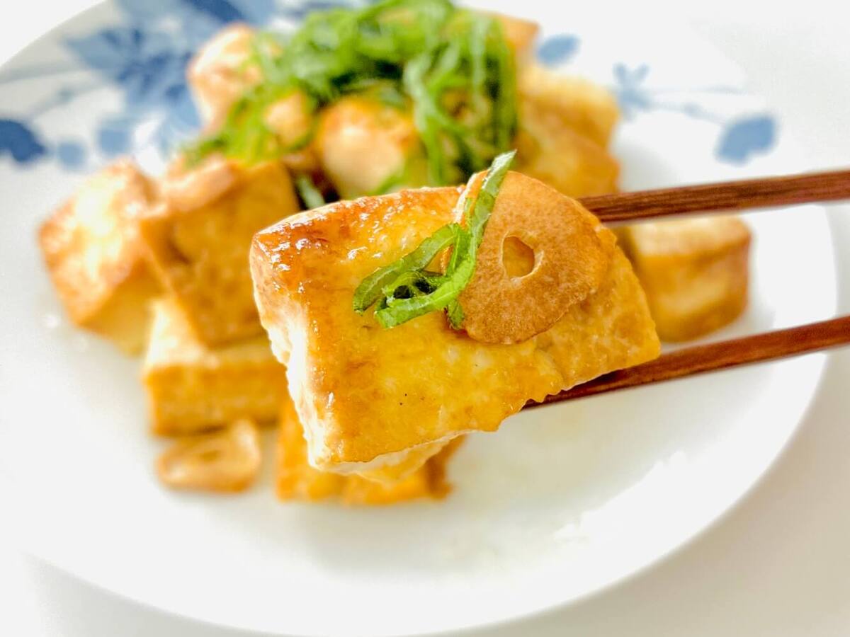 豆腐のコロコロガーリックステーキ