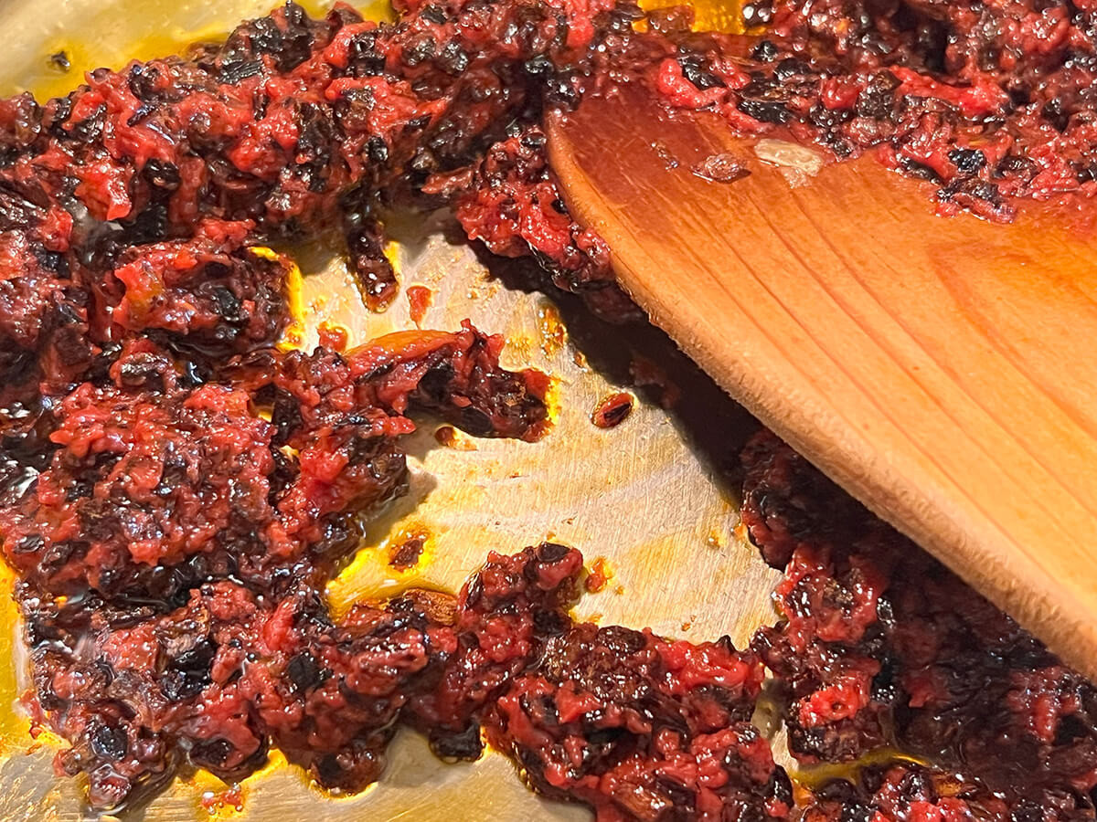 弓削啓太さん「ごちそうミートソース」のレシピ