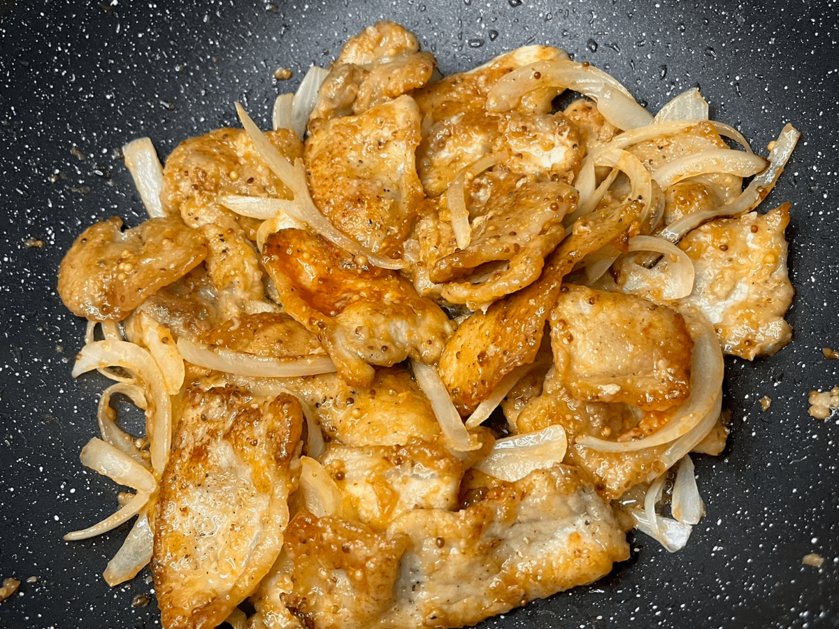 パパイズムさん「泣く子も黙るトンテキ」