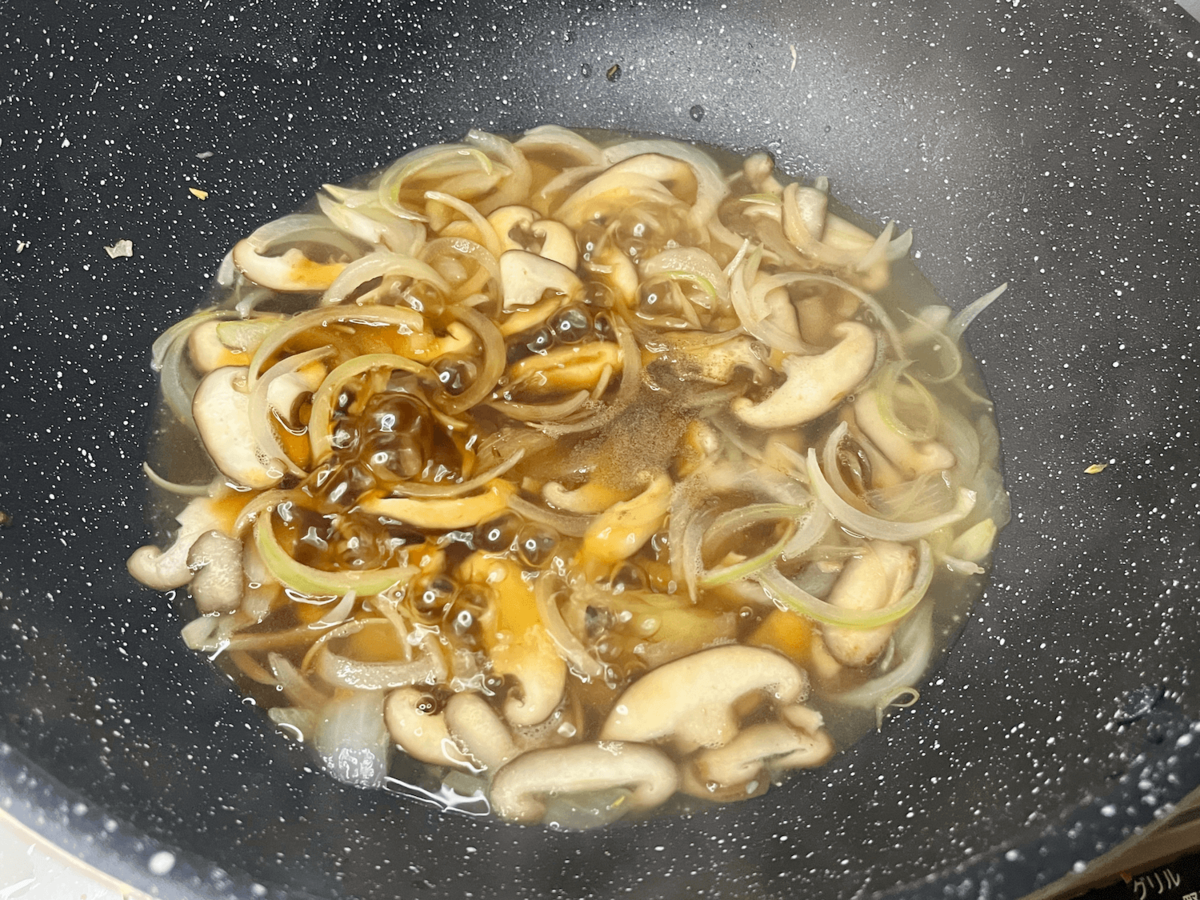 大庭英子さん「豚こまの丸め焼き 甘酢あん」