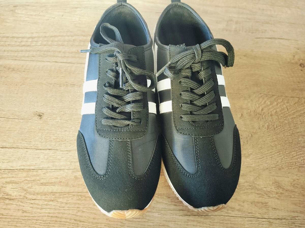 ワークマン新作「レトロスニーカー」