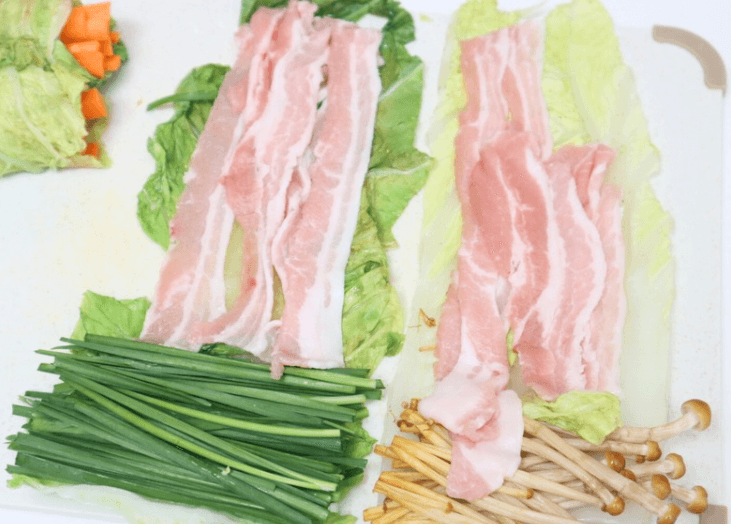 「うま塩バターロール白菜鍋」