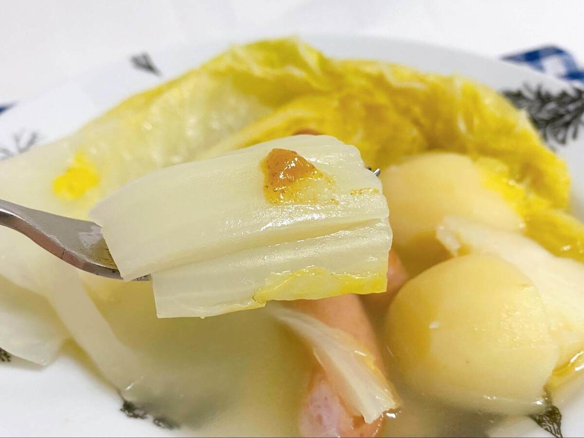 長谷川あかりさん「白菜とウインナーの昆布バターポトフ」