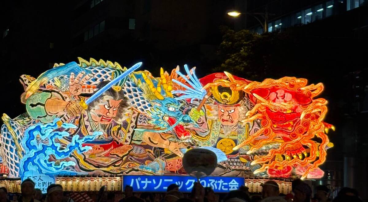 中町こみせ通り