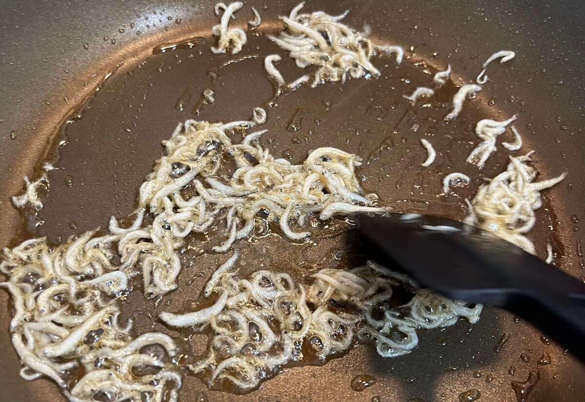 まりこさん「小松菜焼きめし」のレシピ