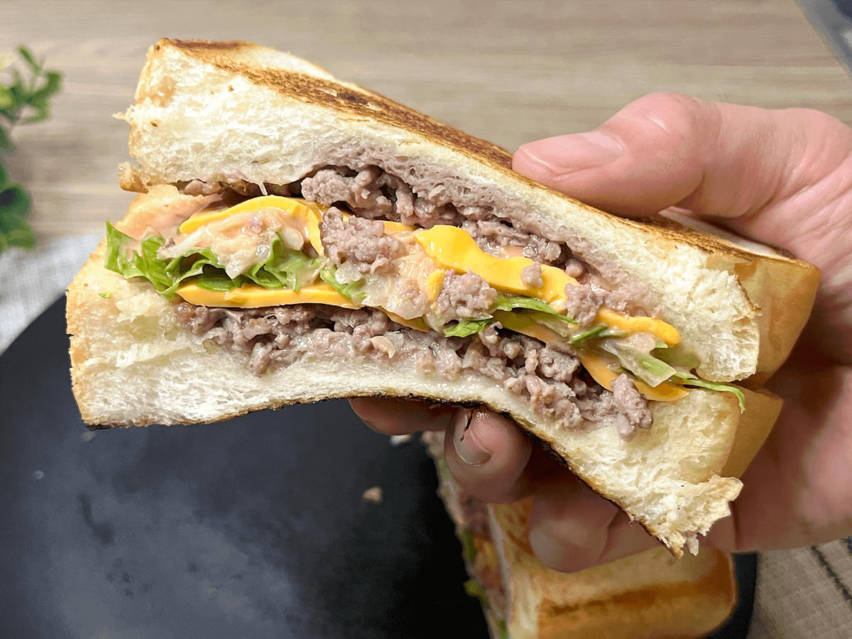 おうちごはんせいさくぶさん「おうちで再現可能！ビッグマック風」