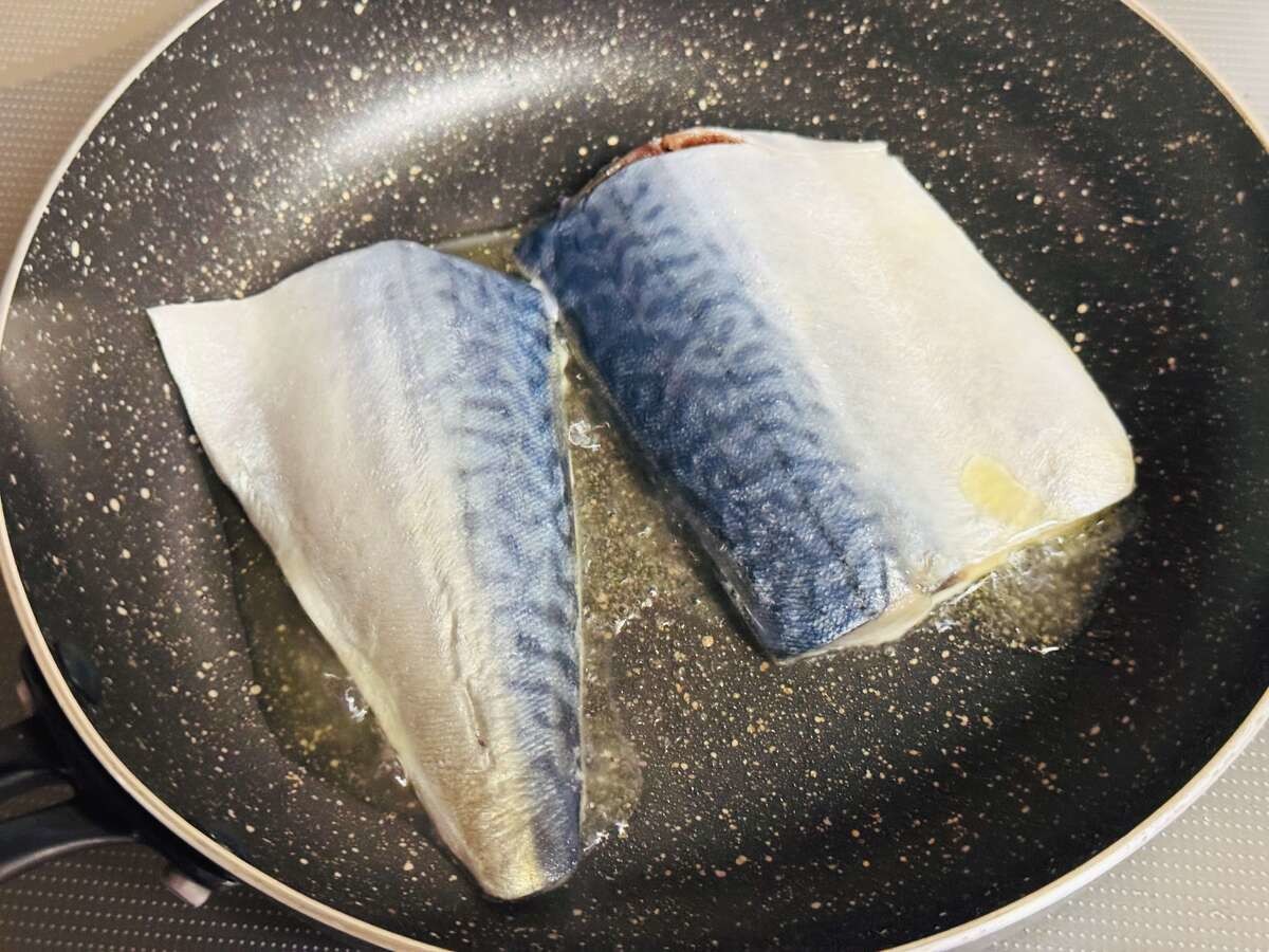 山本ゆりさん考案『塩サバとキノコのアクアパッツァ』