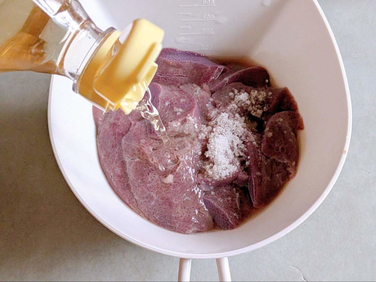 『けんまさきっちん』さん「王将風ニラレバ」のレシピ