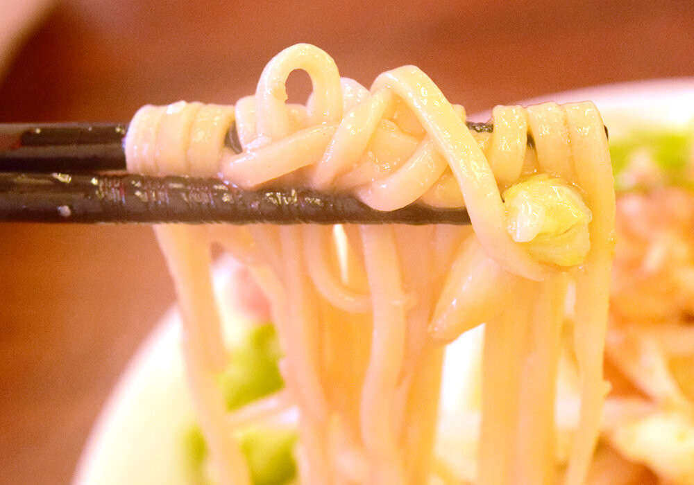 魁力屋「にんにく背脂醤油ラーメン」実食レポ