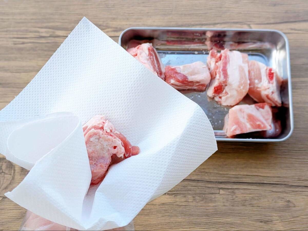 土井善晴さん「スペアリブと大根の塩煮」