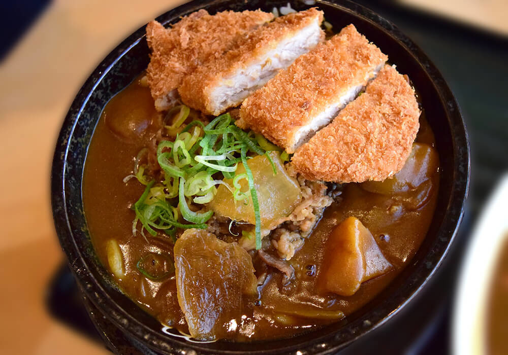 はなまるうどん「あふれ盛り肉カレーうどん」実食レポ