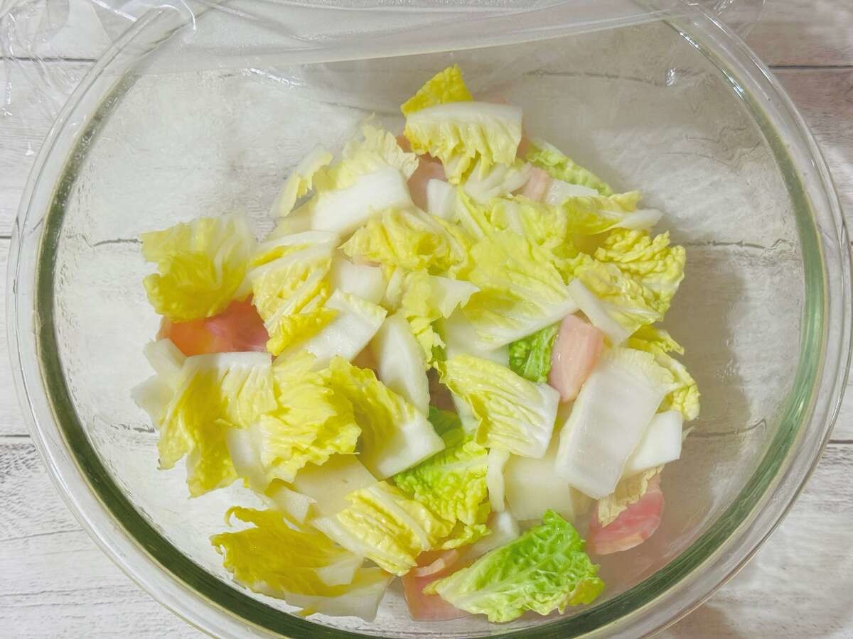 『餅と白菜の無限ホットサラダ』