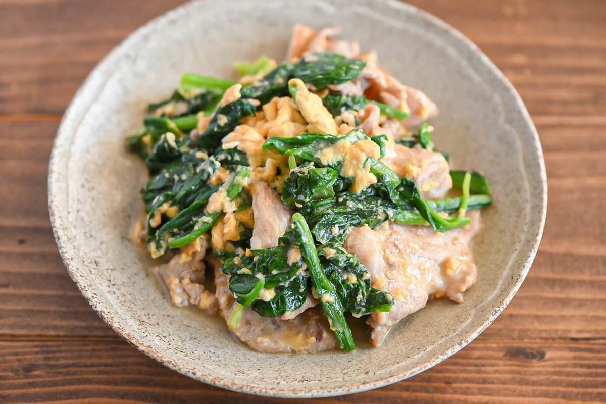 ミツカン「豚肉とほうれん草のとろたまバタぽん炒め」