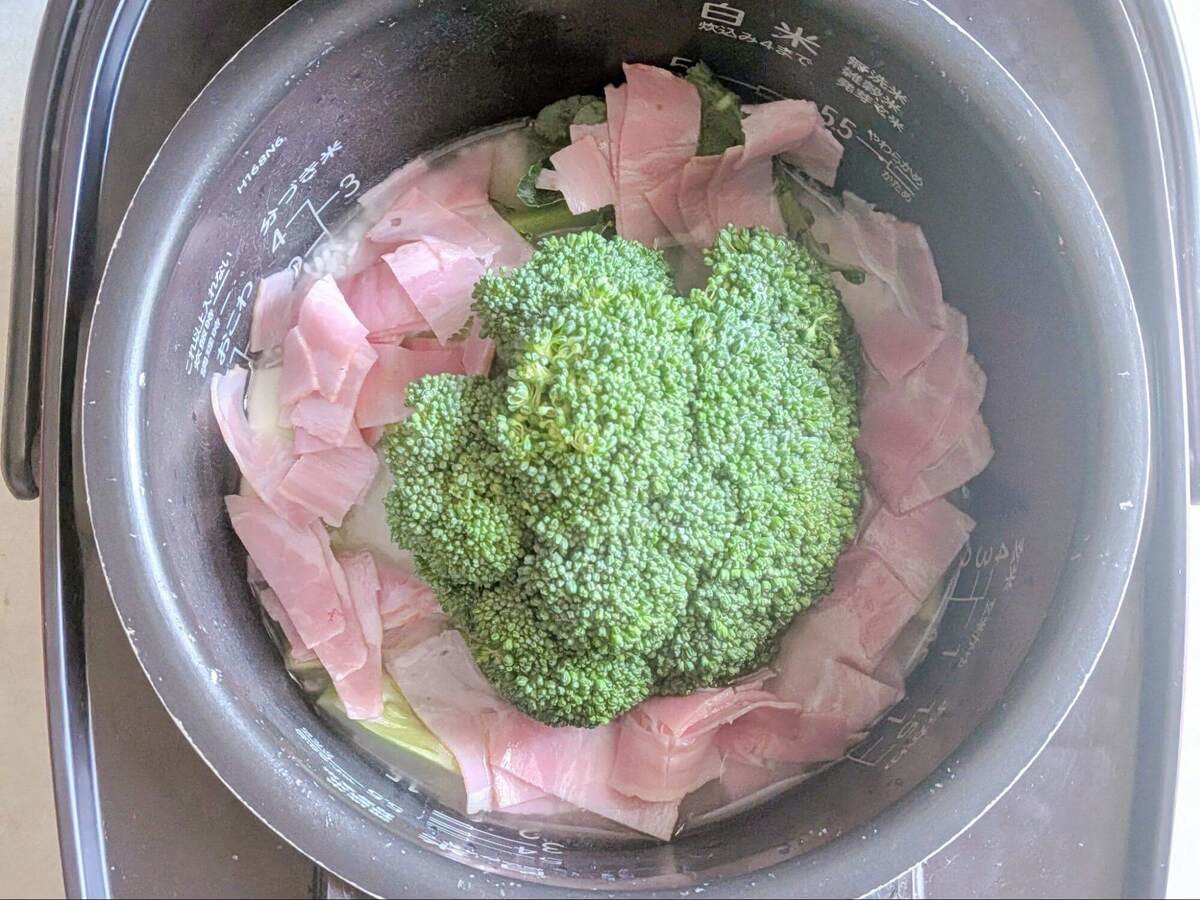 ブロッコリー丸ごと炊き込みご飯