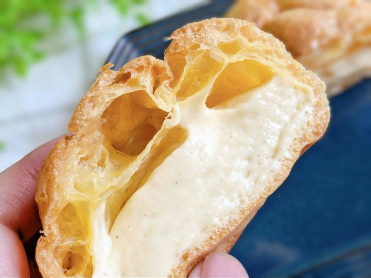 コンビニのシュークリーム