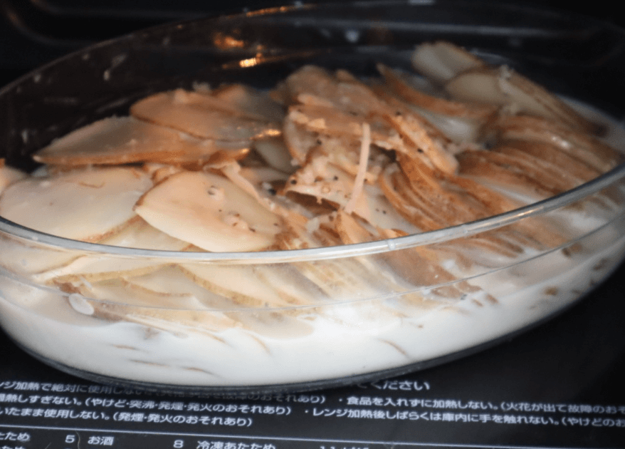 とろうまポテトグラタン