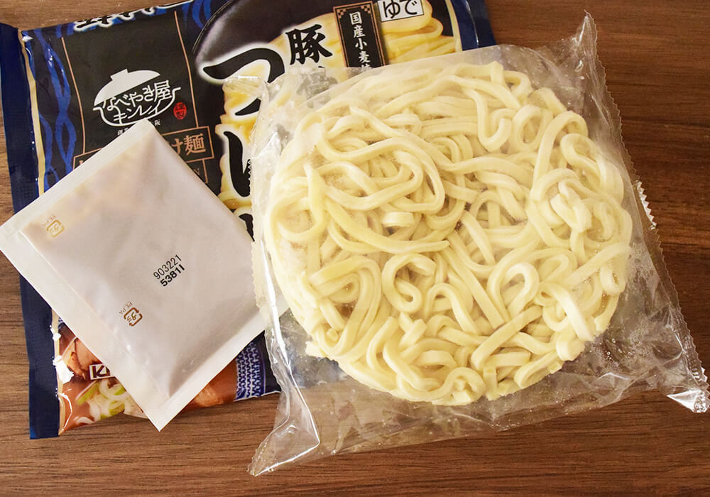コスモス薬局専売品「キンレイ ちょこっと野菜味噌ラーメン」