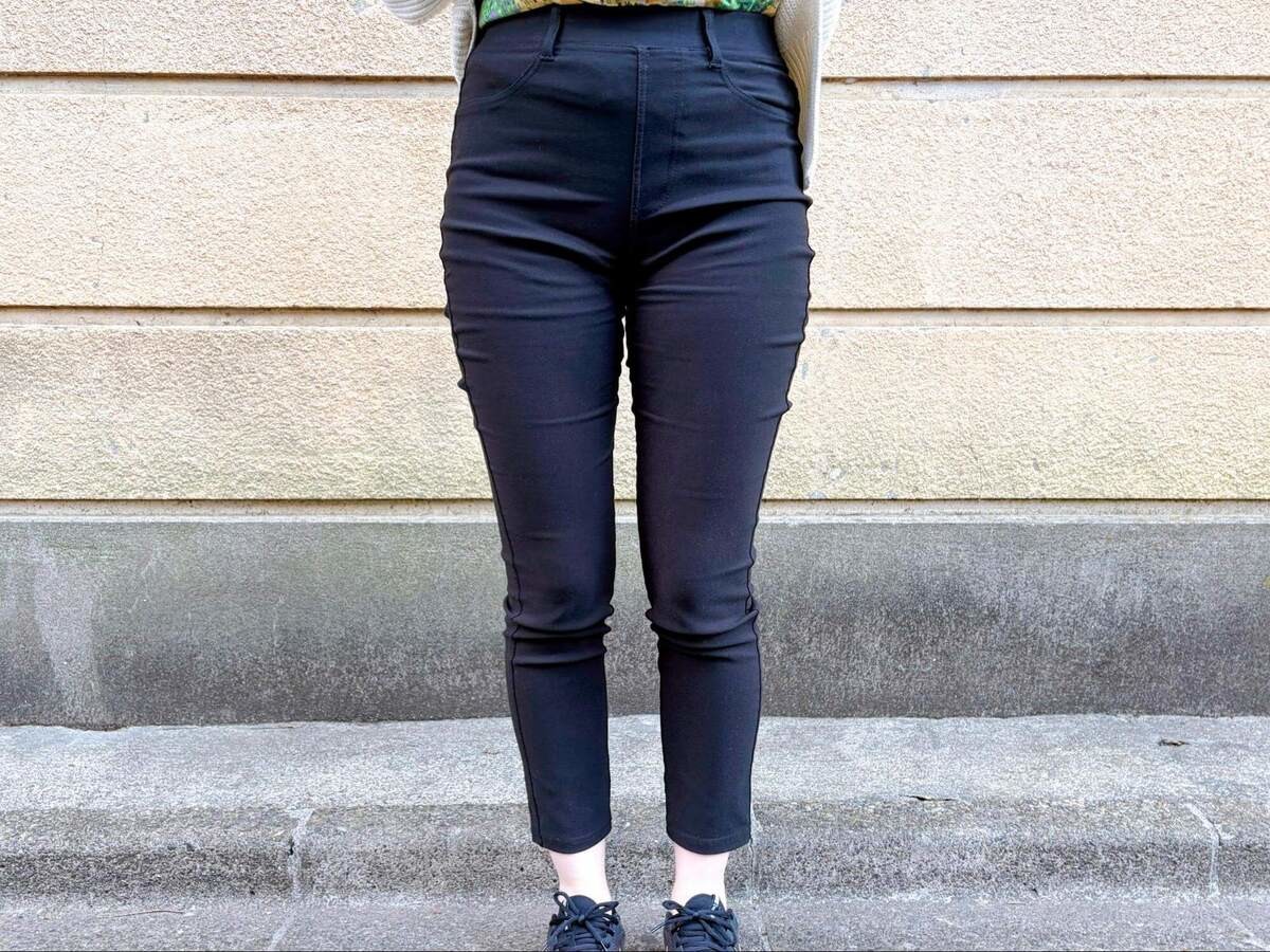 SLARINO（スラリノ）レギンスパンツ