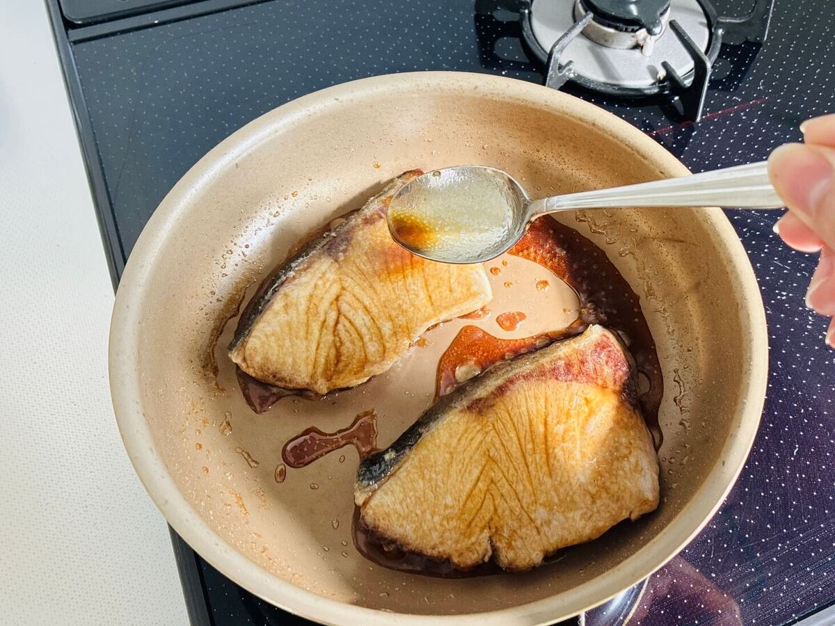 ウエカツさん「ぶりの下ごしらえ」