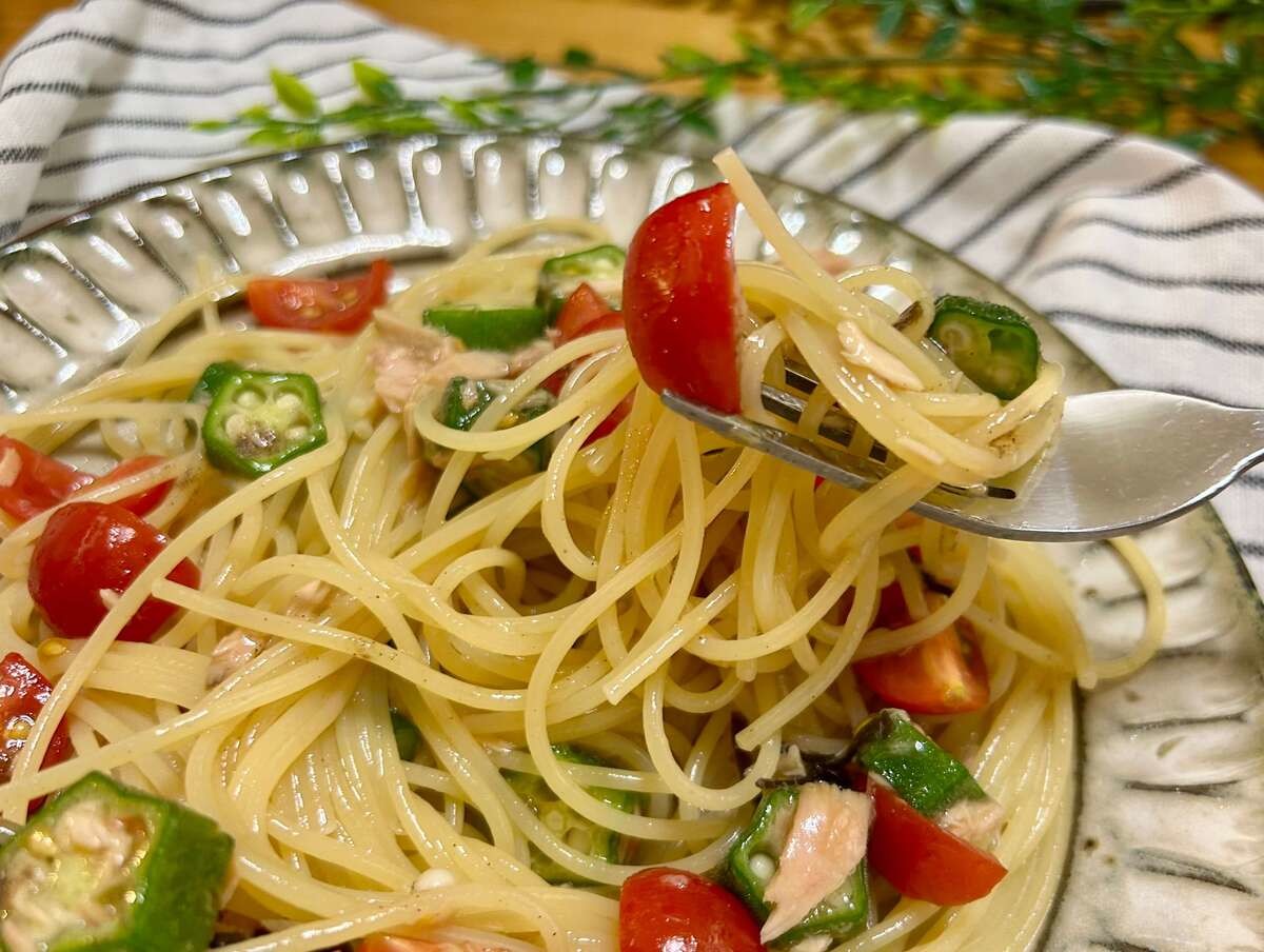 トマトとオクラの冷製パスタ