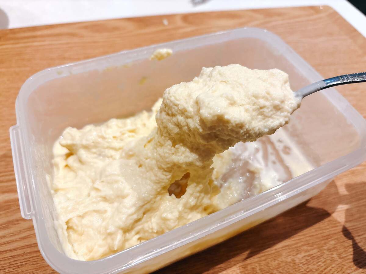 明治公式「のびーーーっとアイス」