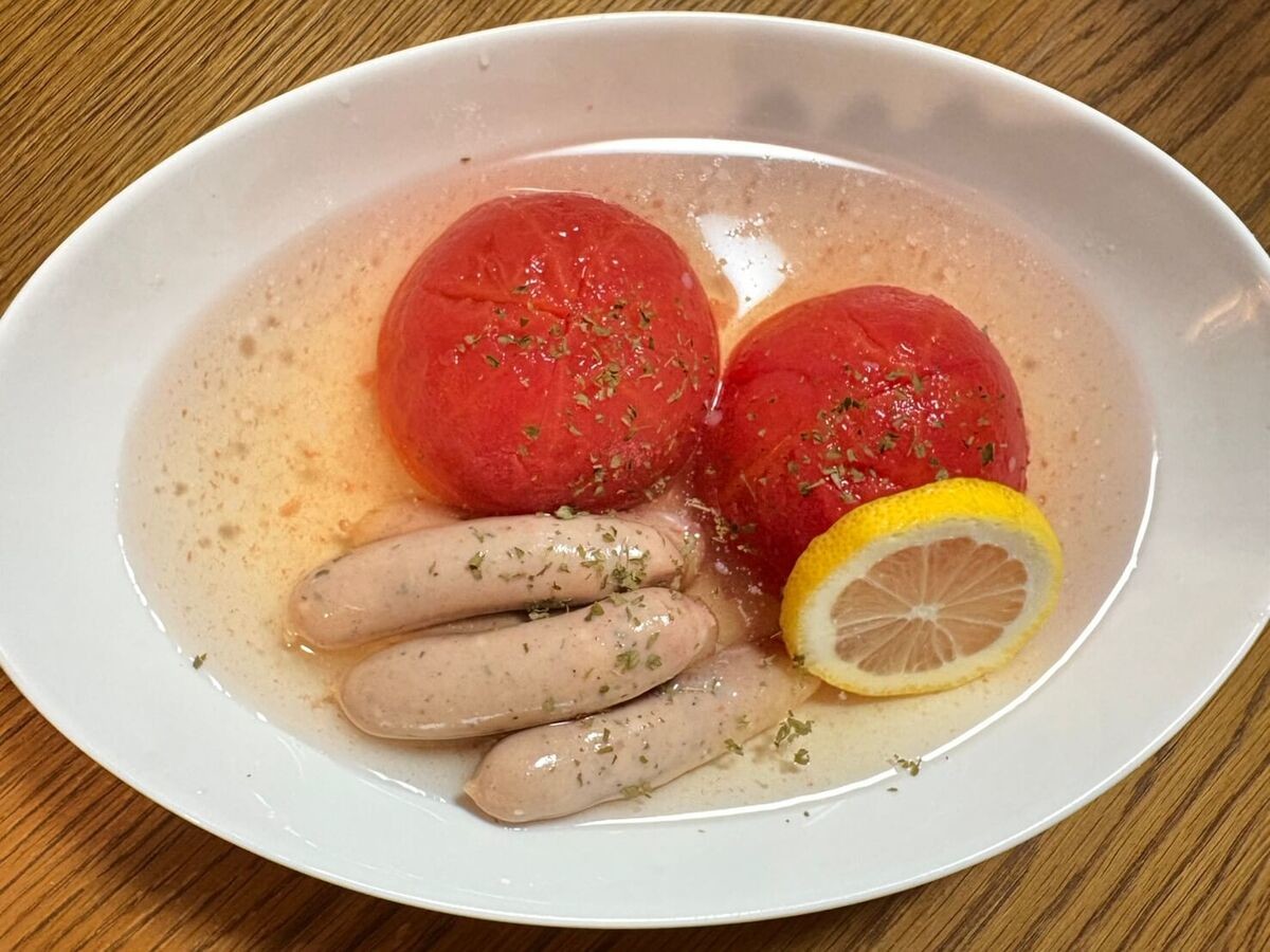 丸ごとトマトの冷たいおでん