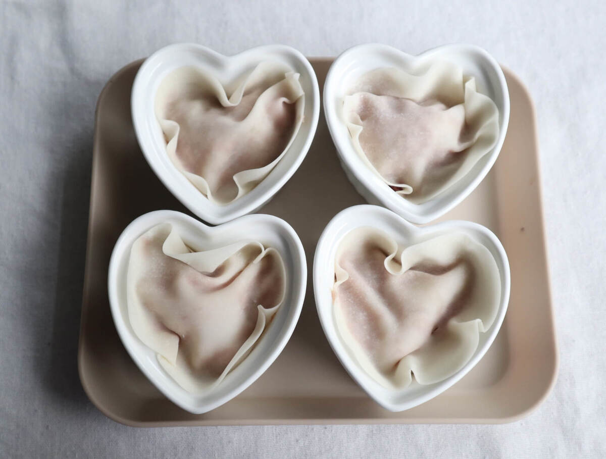 「包まないカップ小籠包」のレシピ