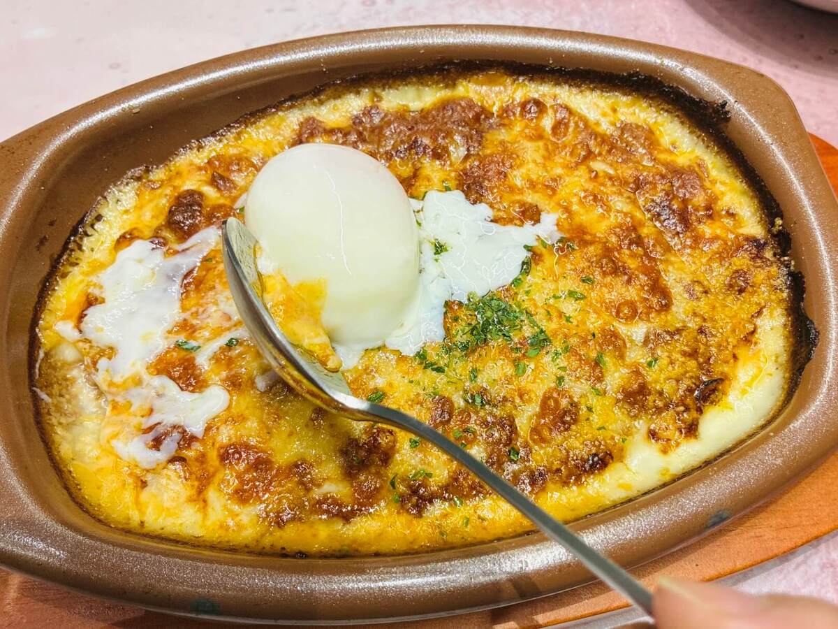 【サイゼリヤ】『ミラノ風ドリア』をプラス100円で神アレンジ