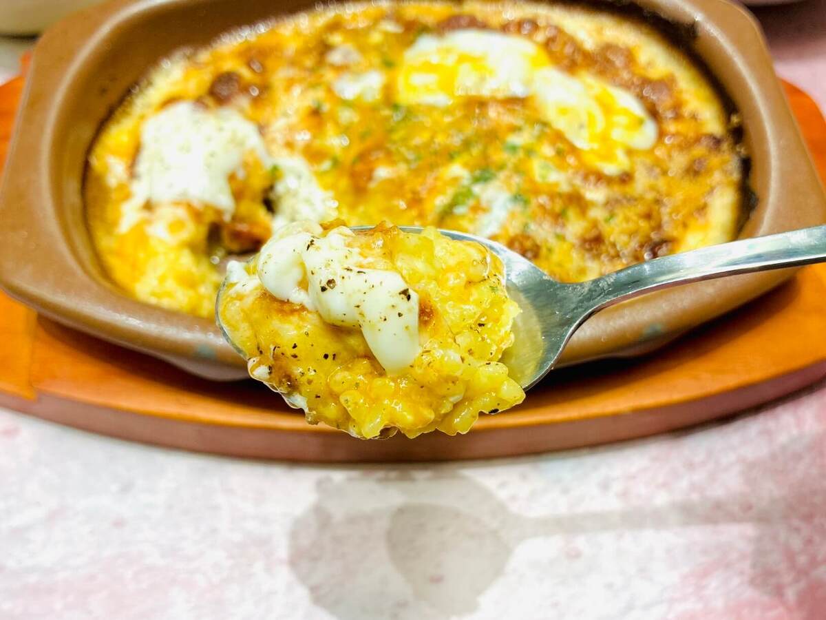 【サイゼリヤ】『ミラノ風ドリア』をプラス100円で神アレンジ