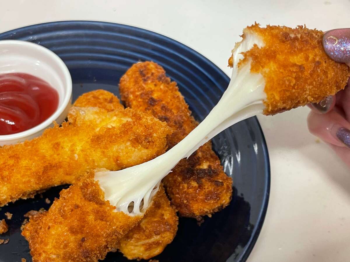 雪印メグミルク公式「サクサクチーズフライ」