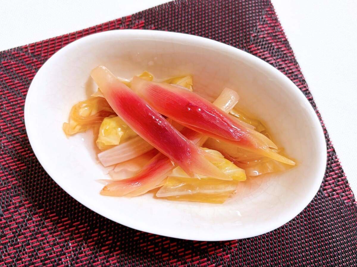 みょうがとキャベツの甘酢漬け