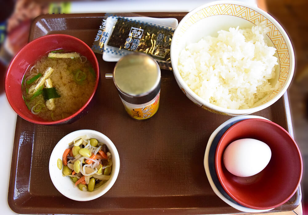 すき家朝食メニュー「たまかけ朝食」を実食