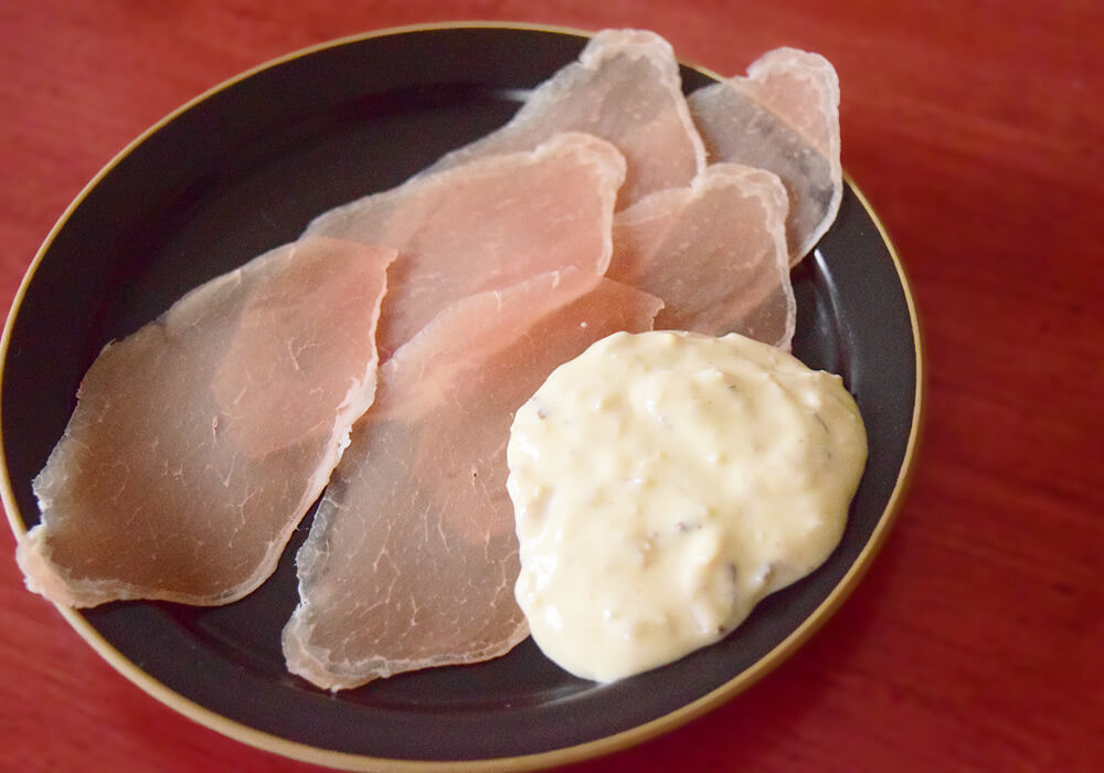 久世福商店「燻しの香り引き立つ　いぶりがっこタルタル」実食レポ